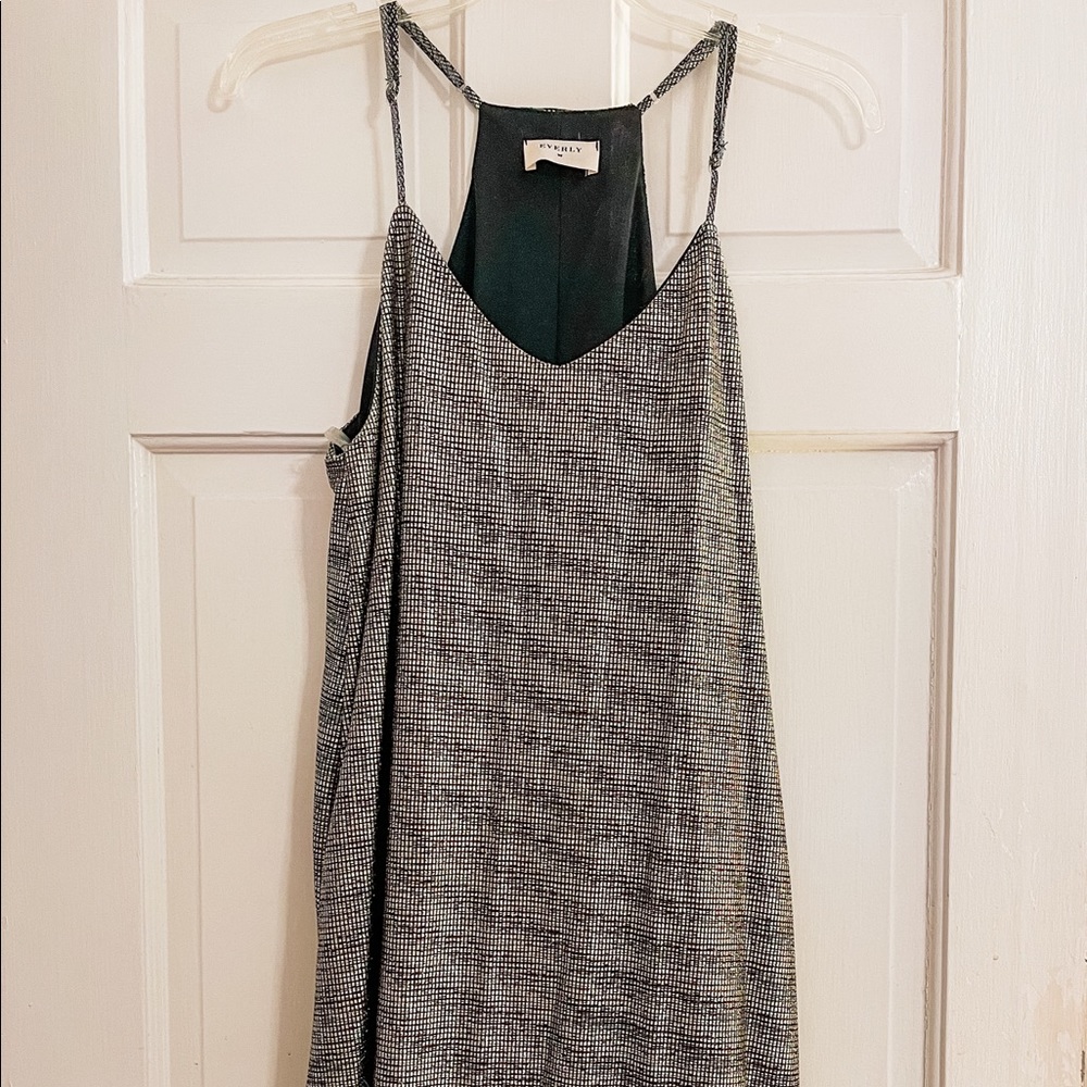 NWOT Everly Shimmer Strappy Dress Size L
